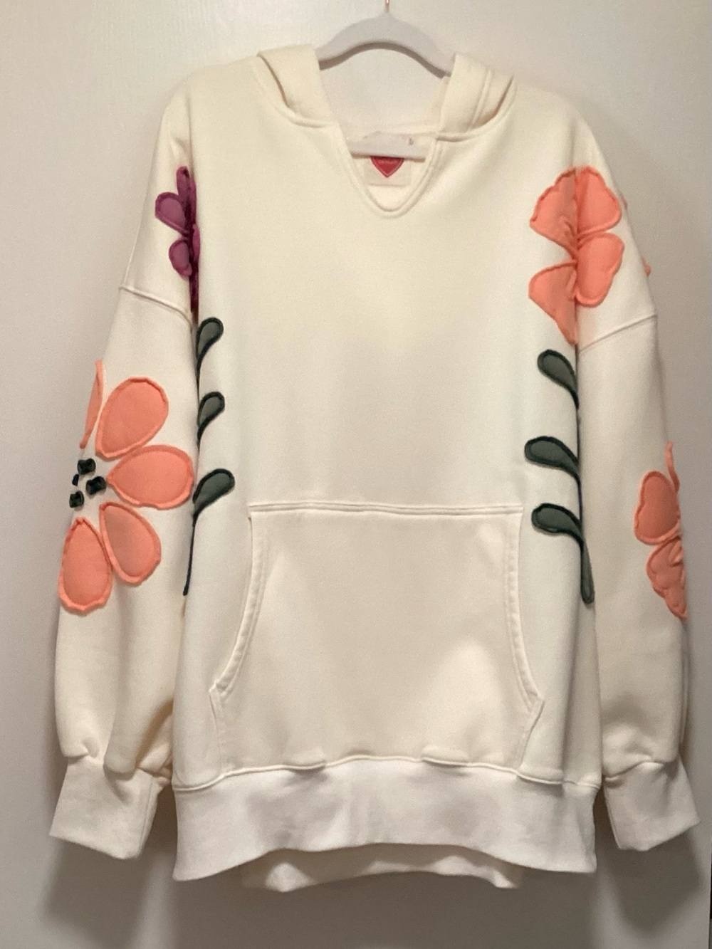 Floral Appliqué Cream Joggers AND Sweatshirt Set - Picture 3 of 6